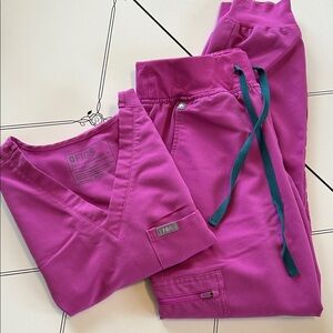 Women’s figs, scrub top and jogger pants